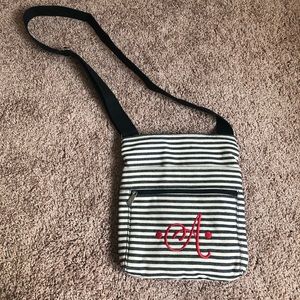 Thirty-One purse